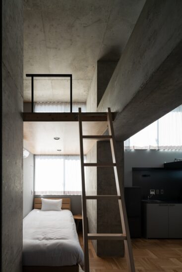 Hiroyuki Ito Architects | 816㎡,日本东京极简酒店-PRISM Inn Ogu Hotel