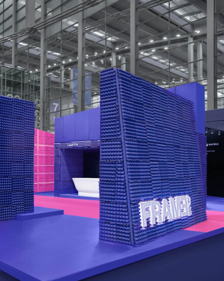 异开设计携手FRAME,打造“Show”主题展厅