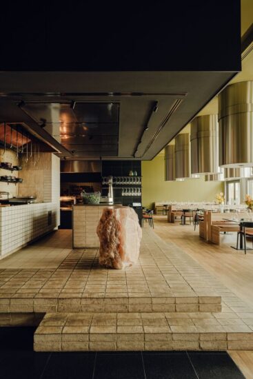 Ester Bruzkus Architekten | 345㎡,德国沃尔夫斯堡Beef Club烤肉酒吧