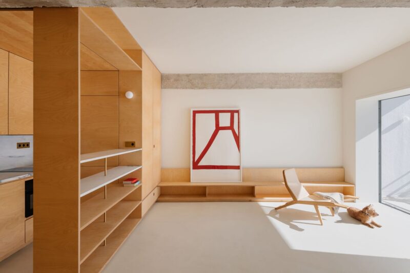 Site Specific Arquitectura | 45㎡,葡萄牙爆改海景小公寓,原木色+极简