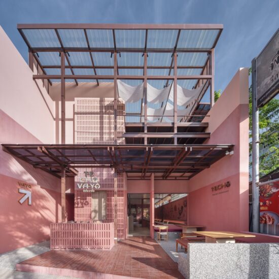 Sixseven Studio | 300㎡,泰国奥南镇Techo Vayo泰国美食餐厅+屋顶酒吧