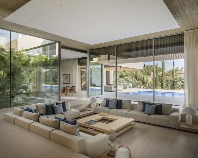 Bueso-Inchausti & Rein Arquitectos | 1225㎡,西班牙极简美学庭院景观别墅