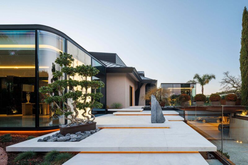 Ricardo Azevedo Arquitecto | 940㎡,葡萄牙自然庭院别墅-Lavra House