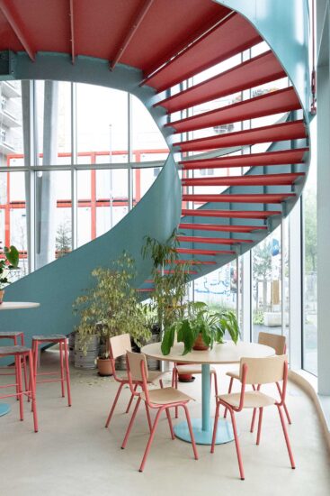 Vous Architecture & Design丨268㎡,法国南特极简主义酒吧&餐厅-Mashup