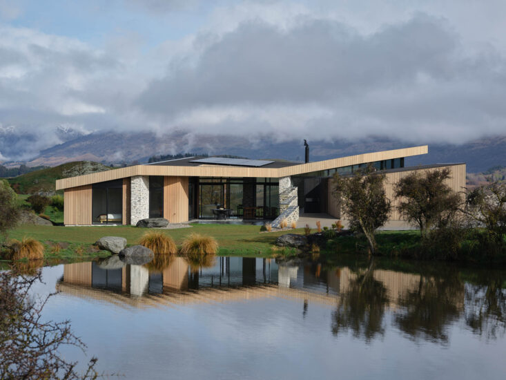 RTA Studio | 新西兰南岛度假别墅-以本土猎鹰为设计灵感