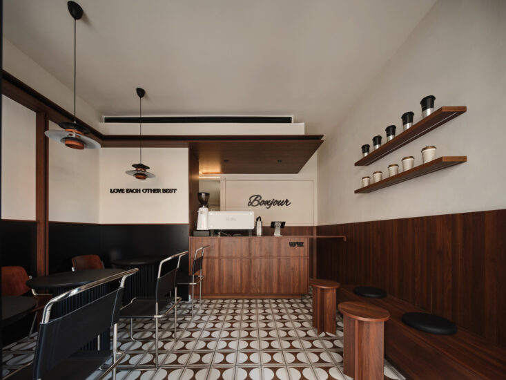 不止设计 | 苏州 ESQAU女装集合店 & BONJOUR茶饮店