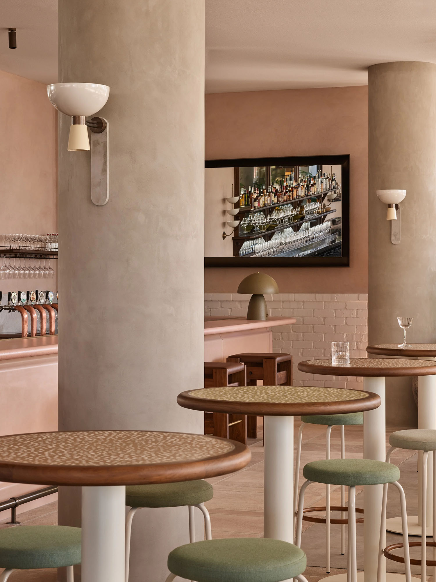 Alexander & CO.,餐厅设计,酒店餐厅设计,休闲餐厅设计,酒吧餐厅,休闲餐厅,餐厅设计案例,餐厅设计方案,澳大利亚,蒙德里安黄金海岸酒店,酒店大堂吧