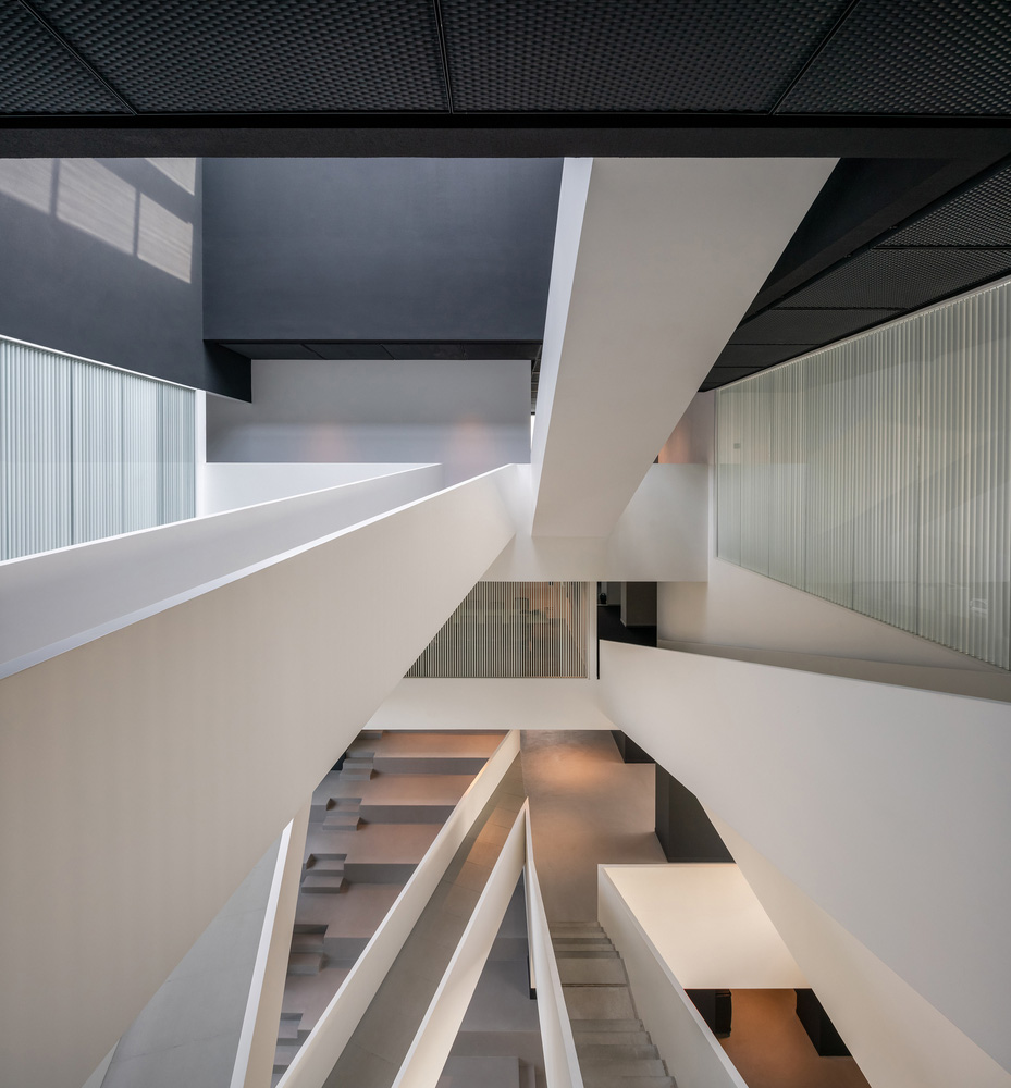 办公室设计,NOIR Office,办公室设计案例,办公室设计方案,伊朗,Rahyaft总部办公室