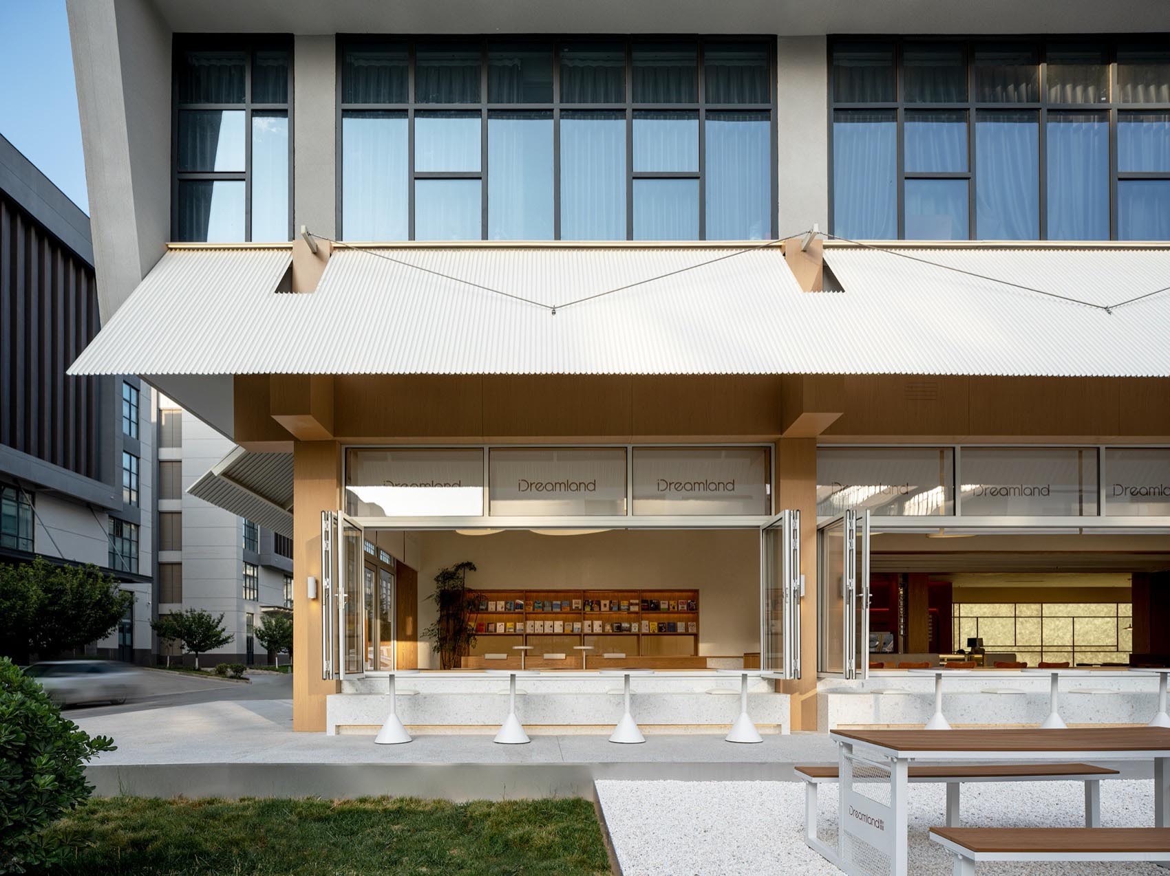 咖啡店设计,创意园区咖啡店,科技园咖啡店,咖啡店设计案例,咖啡店设计方案,多功能咖啡空间,陕西铜川追光咖啡馆,陕西铜川,即时设计研究所