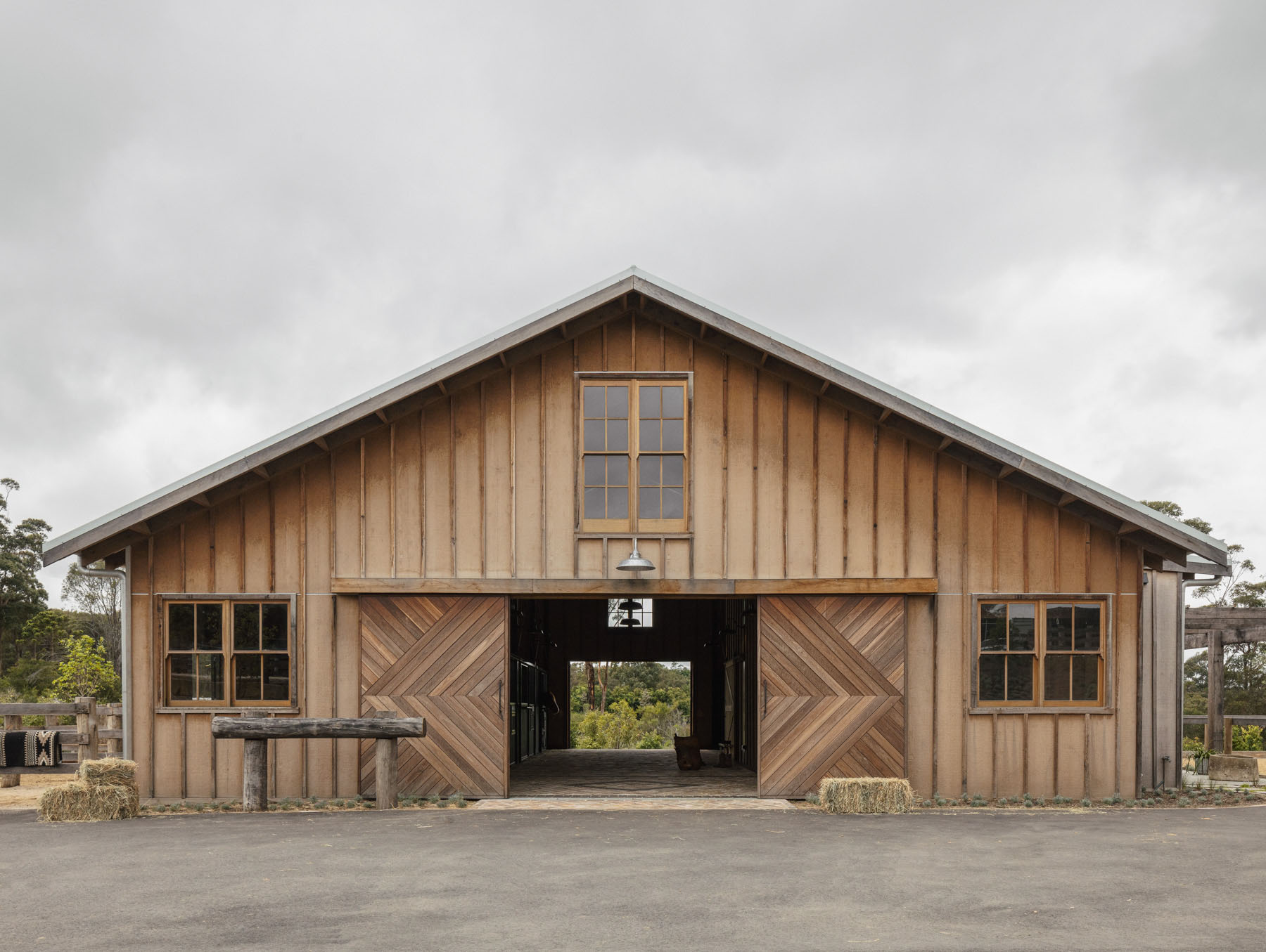 Cadence & Co,悉尼,度假别墅,别墅设计,别墅设计案例,马场,谷仓