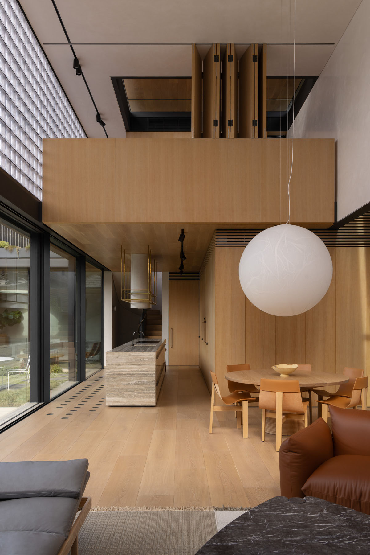 别墅设计,别墅设计案例,别墅设计方案,Pohio Adams Architects,别墅改建,墨尔本,玻璃砖