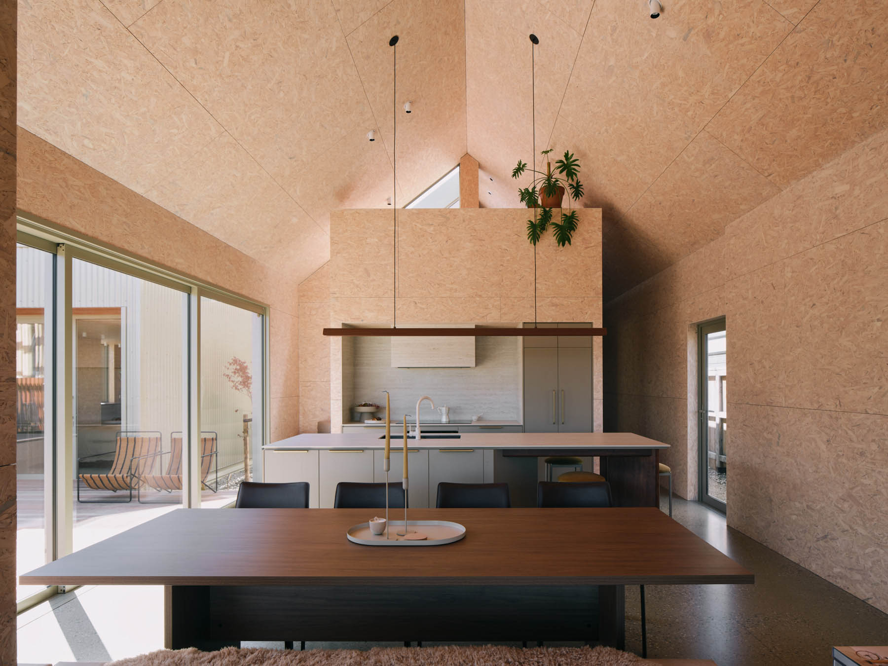 别墅设计,别墅设计案例,别墅设计方案,Strutt Studios,度假别墅,新西兰,极简主义,原木色,瓦纳卡湖