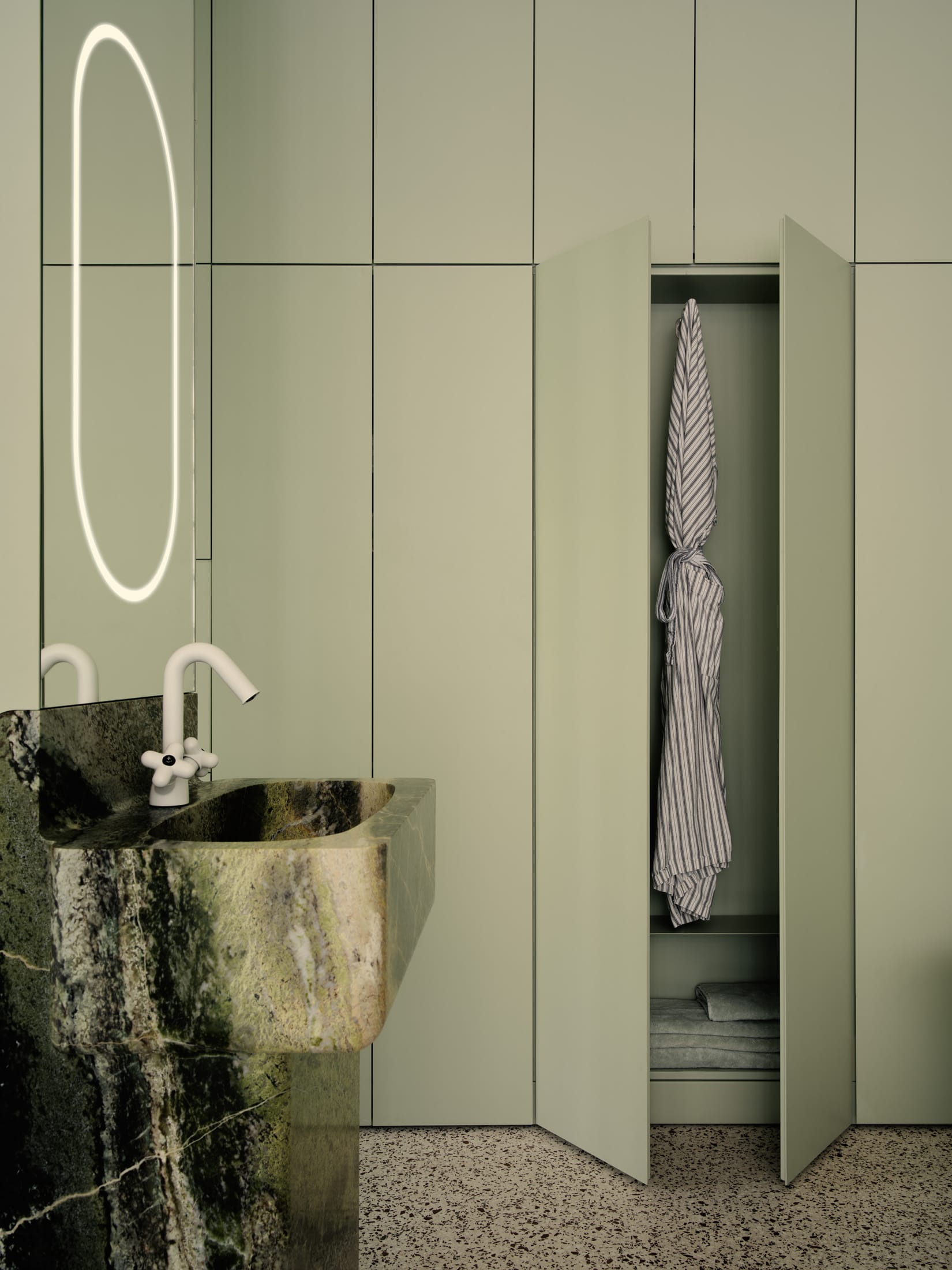 公寓设计,公寓设计案例,Studio Karhard,玻璃砖,极简主义,极简风格,柏林