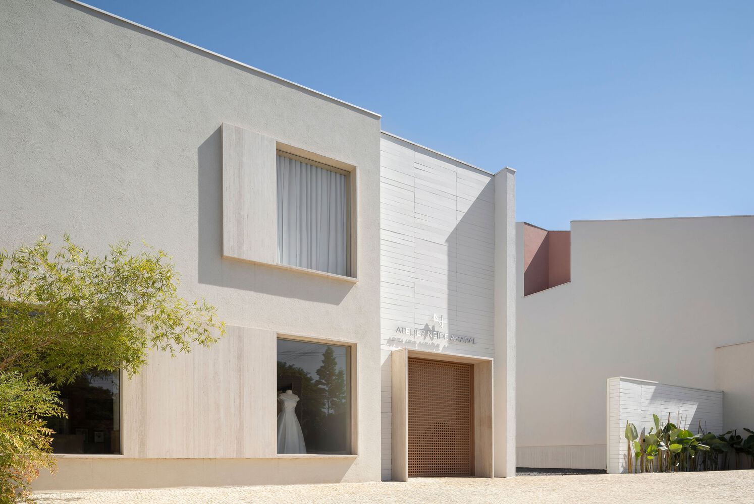 estúdio mariane rios,工作室设计,办公室设计,服装高定工作室设计,巴西,办公室设计案例,Neide Amaral Atelier