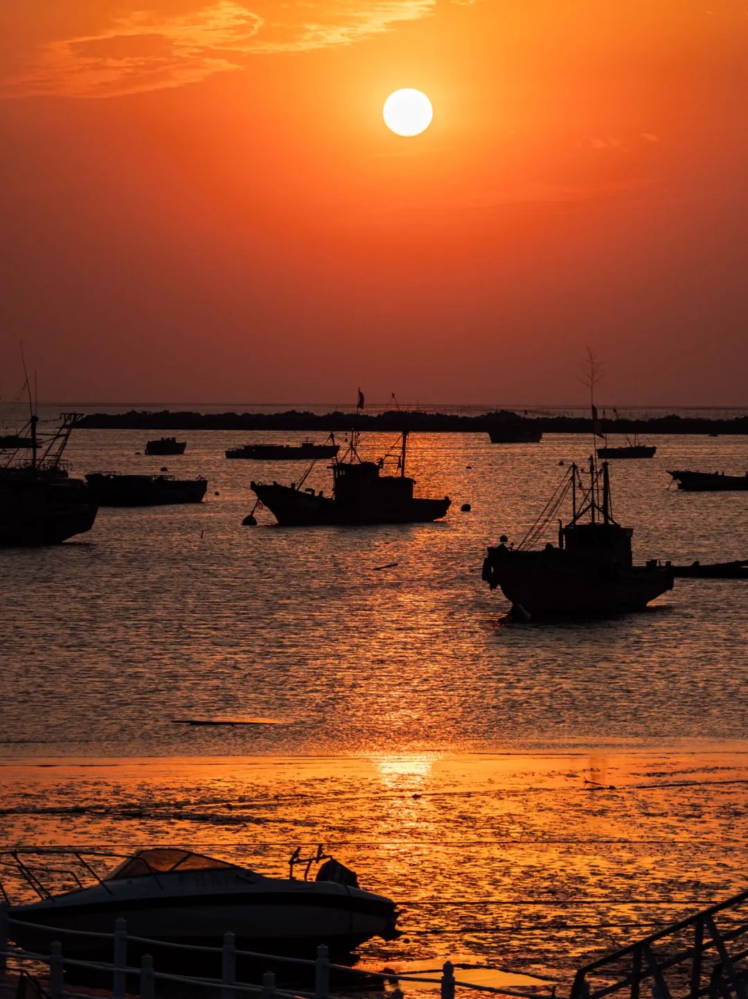 寿司店设计,餐厅设计,日料店设计案例,日料店设计方案,休闲餐厅设计,日料店设计,连云港东海月半湾寿司日料,连云港东海,点度设计