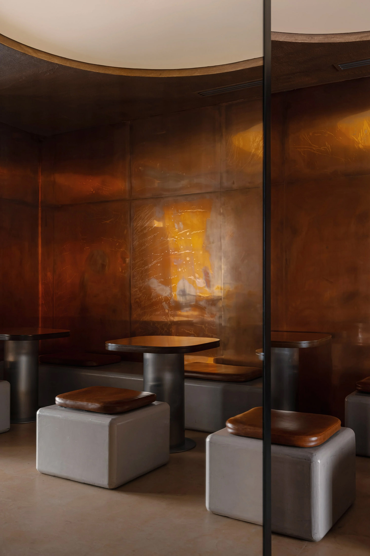 餐厅设计,餐酒吧设计,休闲餐厅设计,KIDZ,酒吧餐厅,餐厅设计案例,餐厅设计方案,沙特,利雅得