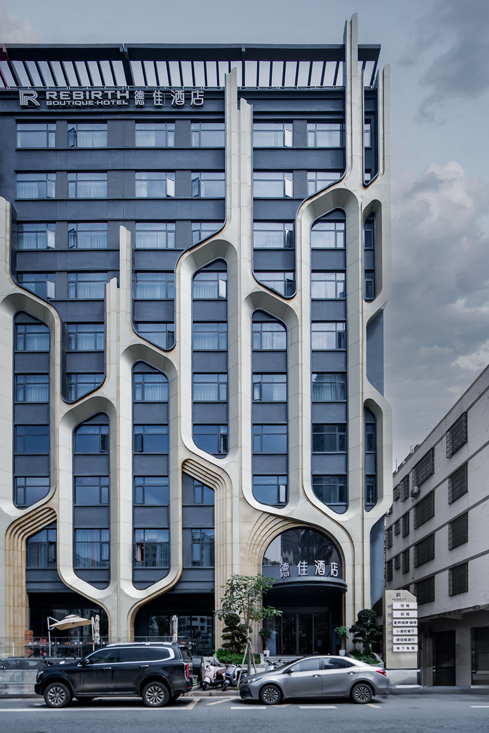 外立面改造,建筑外立面改造,酒店外立面改造,酒店外立面设计,建筑改造,海口德佳酒店立面改造,海口,源合万相建筑设计