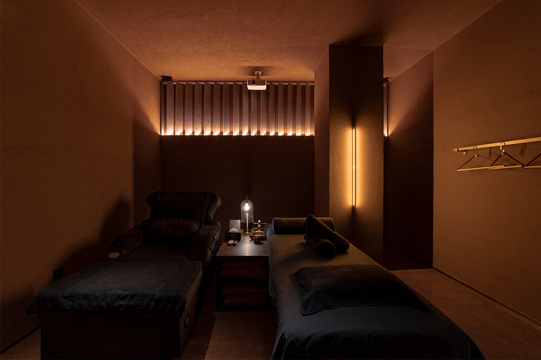 推拿店设计,按摩店设计,推拿按摩空间,按摩店设计案例,按摩店设计方案,昆明内向-艺术滋养与身心休憩之所,昆明,素造建筑