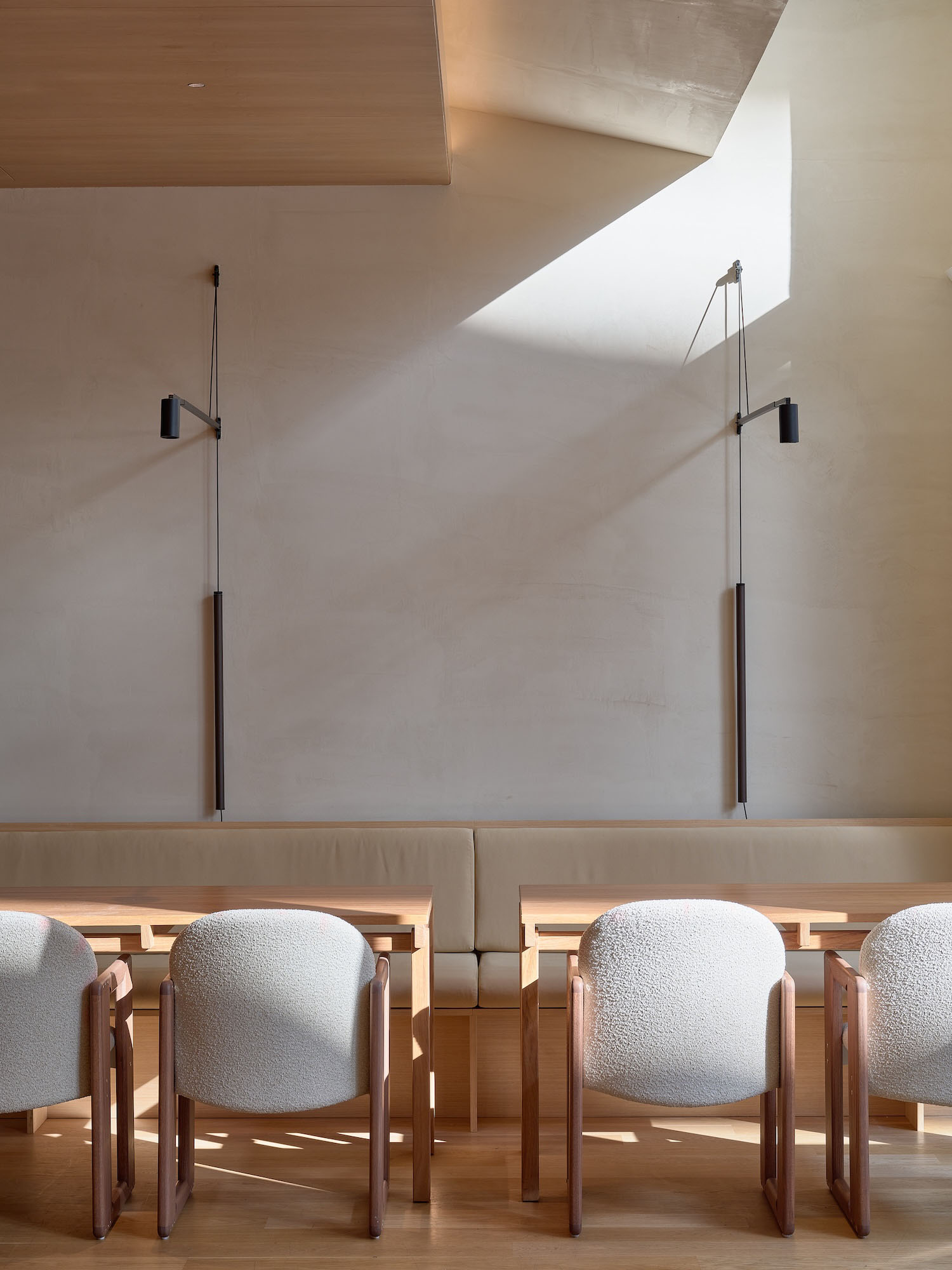 咖啡厅设计,咖啡厅设计案例,Studio Baab,卡塔尔,多哈,极简风格,极简主义