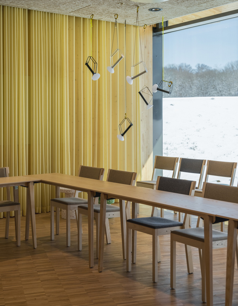 体验中心设计,体验中心设计案例,展厅设计方案,瑞典,汽车展厅,哥德堡,办公室设计,建筑设计