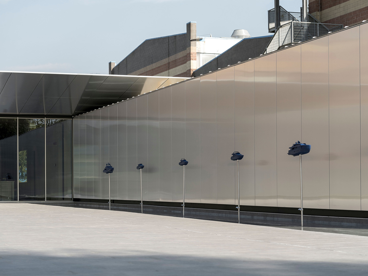 AMDL CIRCLE,意大利,豪华游艇展厅,游艇设计案例,游艇设计方案,顶级游艇,都灵,办公室改造,展厅改造