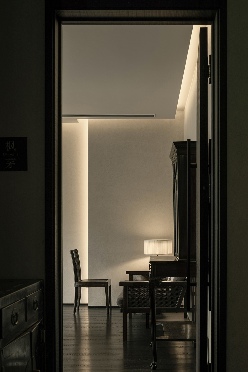 餐厅设计,东方美学餐厅,新中式餐厅设计,主题餐厅设计,餐厅设计案例,餐厅设计方案,餐厅改造,昆明滇池睡美人餐厅-钱王街巷里的时空叠影,昆明,素造建筑