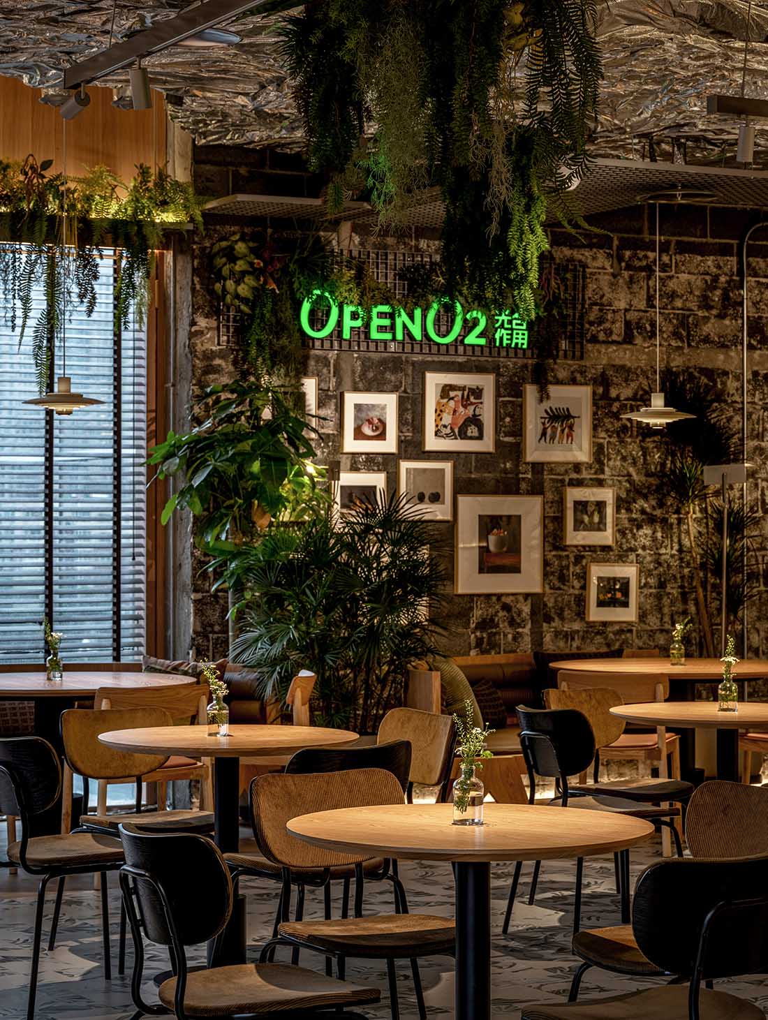 餐厅设计,森系自然风格餐厅,休闲餐厅设计,餐厅装修,餐厅设计案例,餐厅设计方案,沈阳OPEN O2光合作用餐厅,沈阳,甲板设计,霍二东