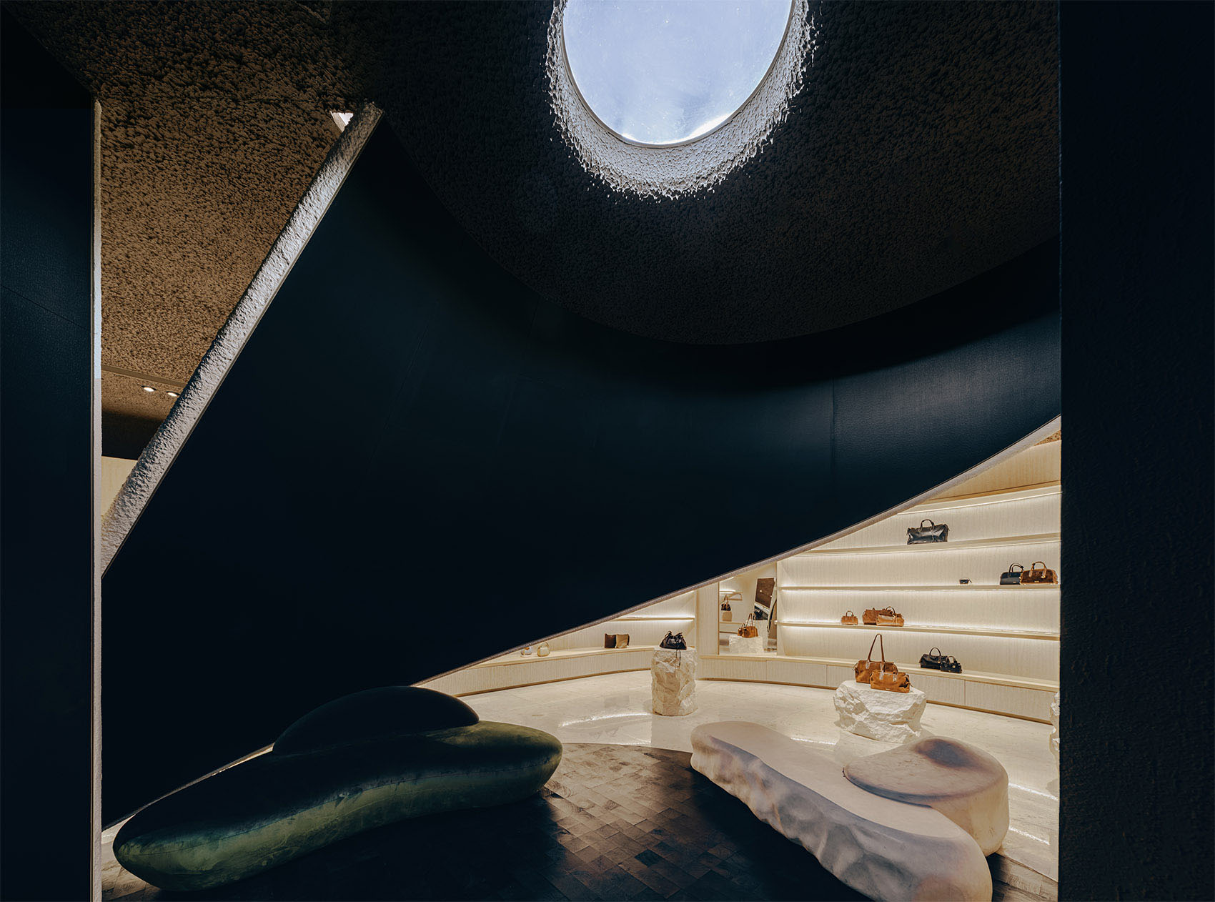 零售店设计,包包零售店,连锁零售店设计,Songmont山下有松,零售店设计案例,商店设计,零售店设计方案,山下有松Songmont青岛店,青岛,大料建筑