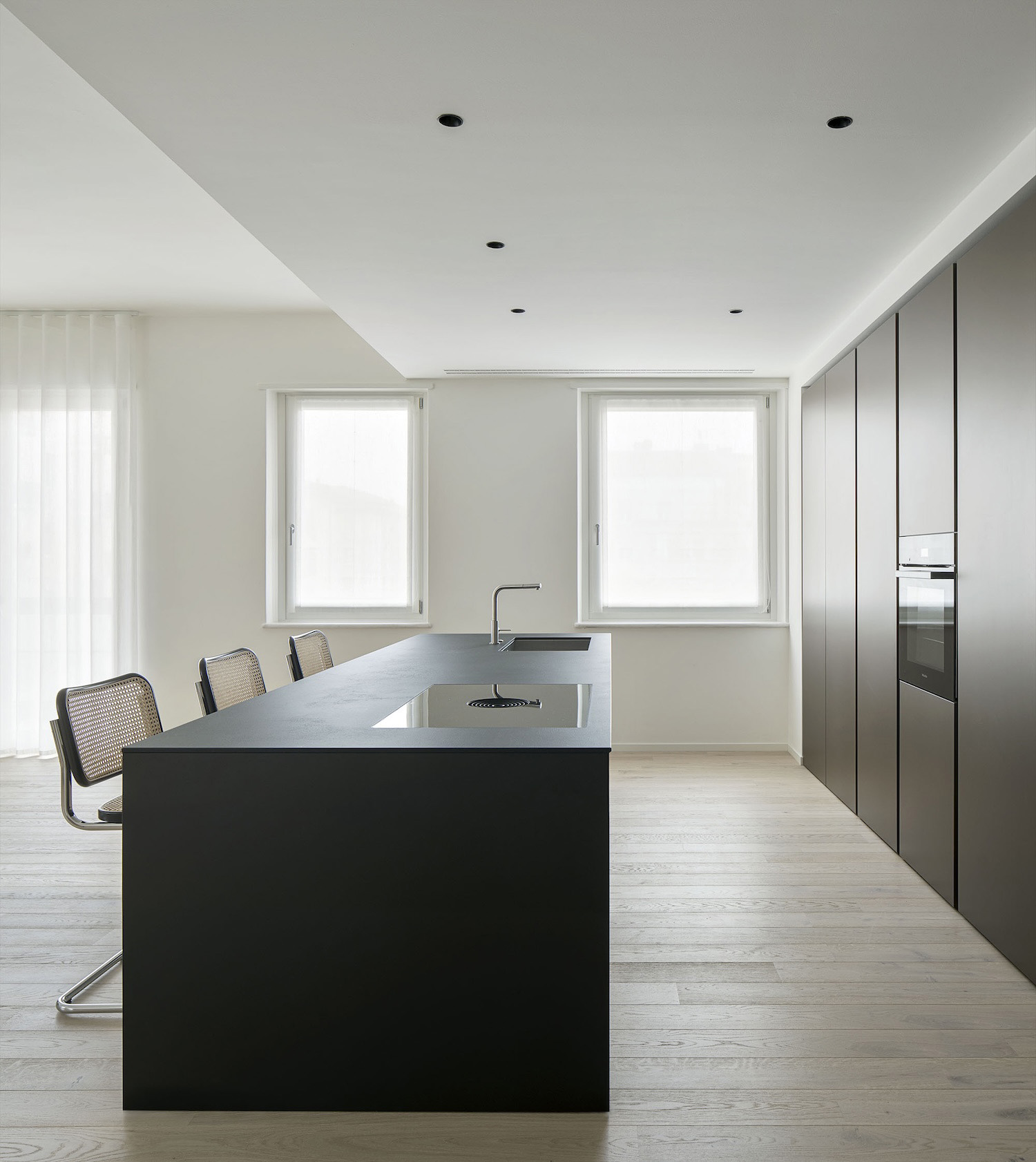 MASAAI studio,公寓设计,公寓设计案例,公寓改造装修,极简风格公寓设计,意大利,极简主义