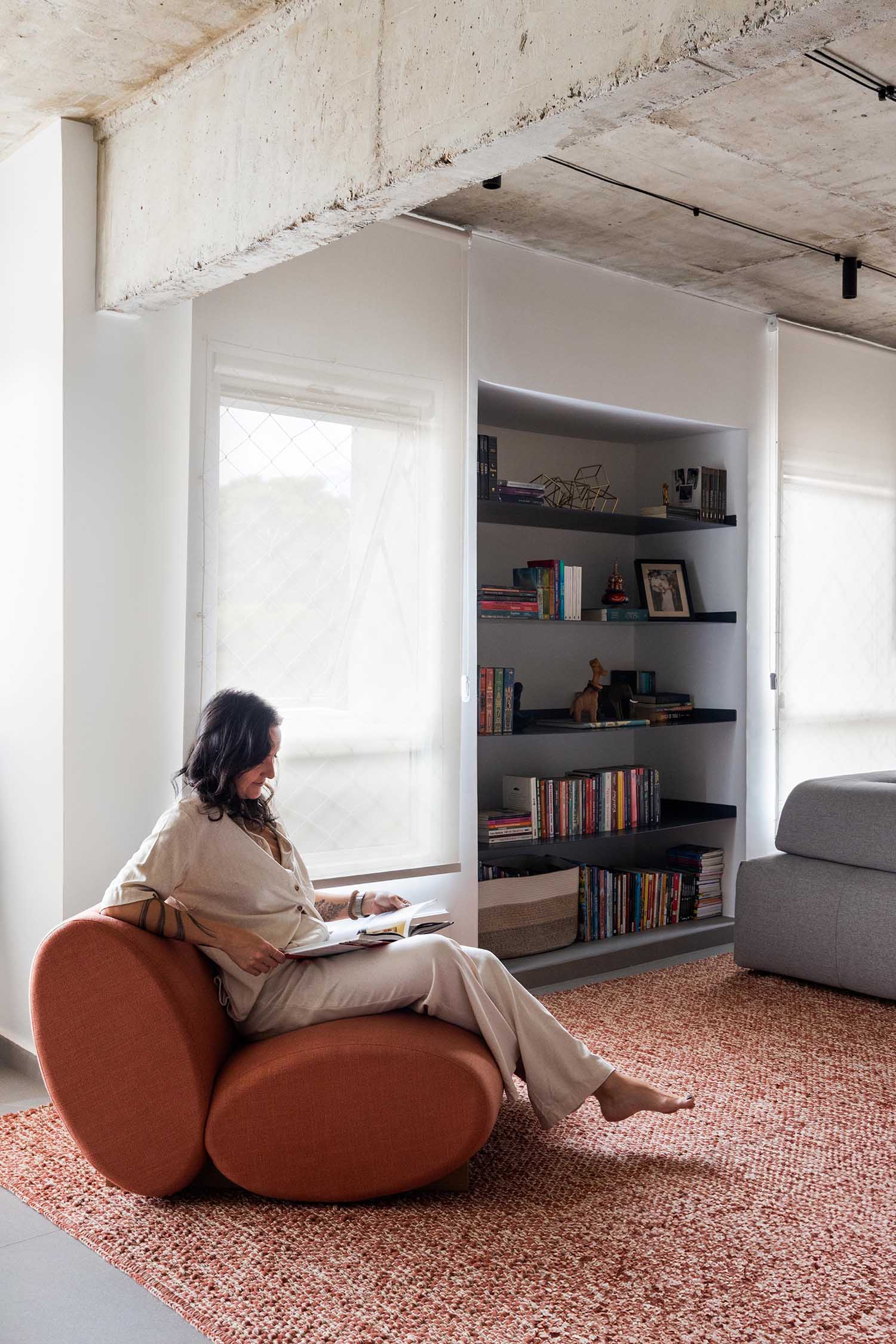 BLOCO Arquitetos,公寓设计,公寓设计案例,巴西,极简风格公寓设计,野兽派风格公寓,极简主义,公寓改造