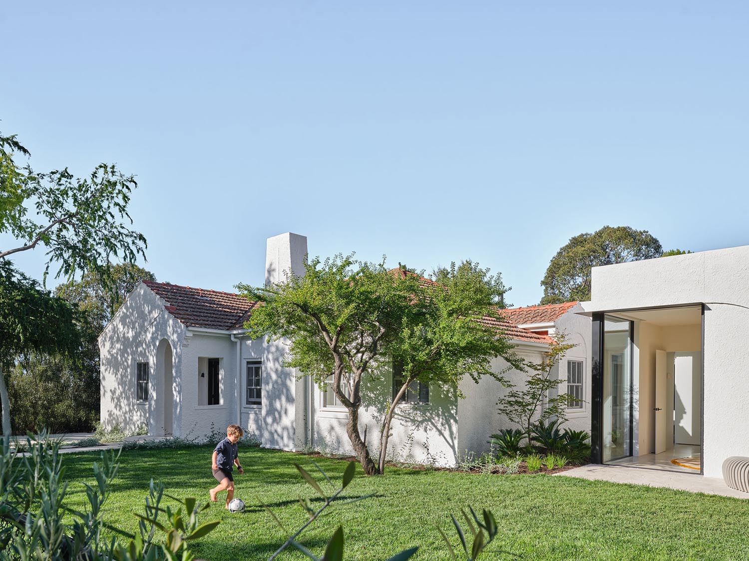 Paul Tilse Architects,别墅设计,别墅设计案例,别墅改造,极简风格别墅,极简主义,澳大利亚,堪培拉