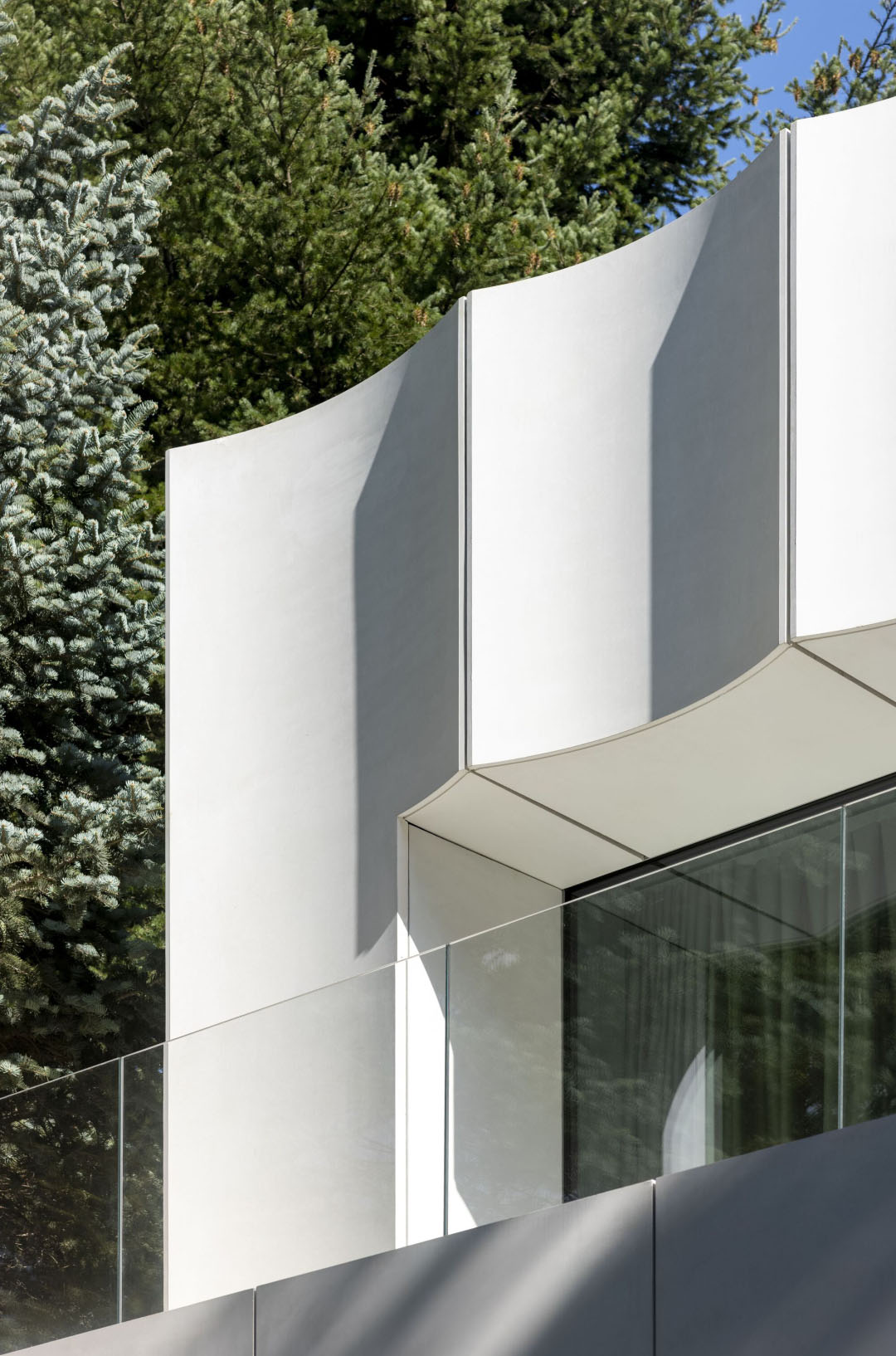 UCEES,波兰,别墅设计,别墅设计案例,极简风格别墅,极简主义别墅