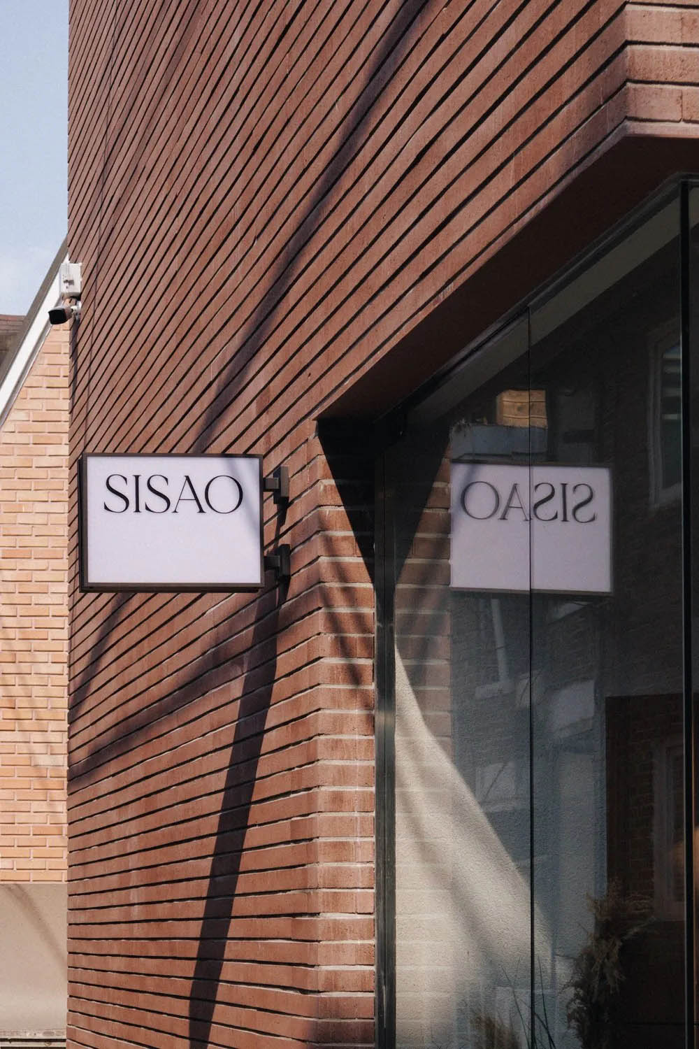 z-lab,零售店,首尔,SISAO,极简风格店铺设计,极简主义,梨泰院,咖啡厅