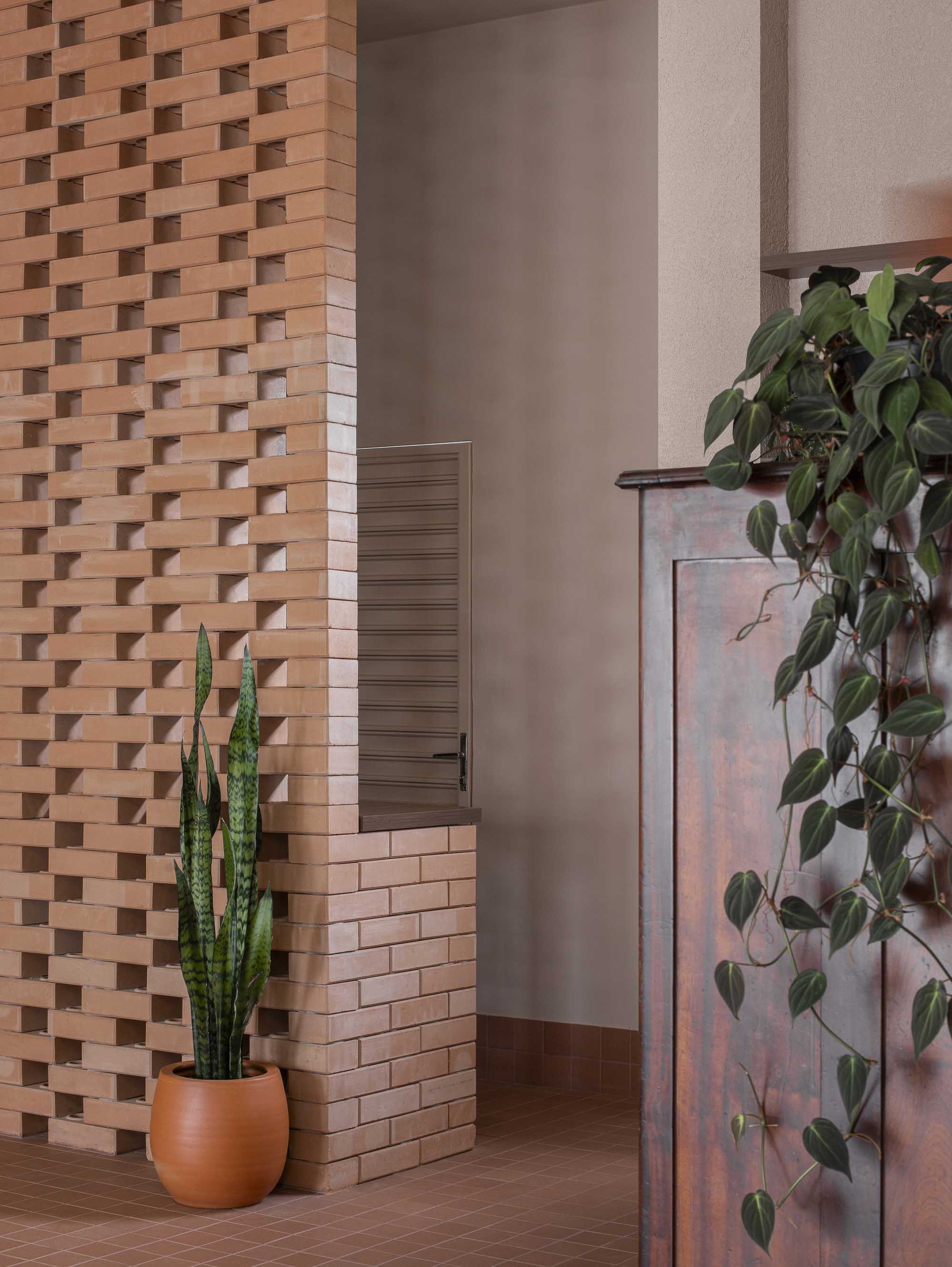 理发店设计,理发店设计案例,创意理发店,Sarturi Gumz Arquitetos,理发店设计方案,美发沙龙空间,Marcia Leal Hair Studio,巴西