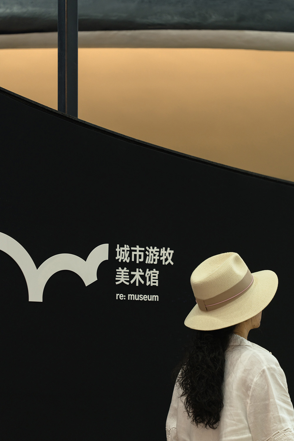 展厅设计,展厅装置设计,灯光展厅,设计深圳,卧羊照明设计,深圳CHÙ触:“光”是一种共同的关系,深圳,JUMGO浆果创意