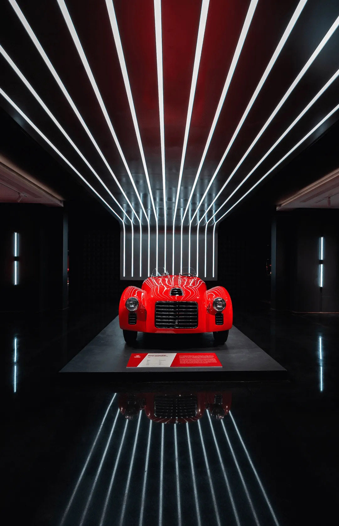 展厅设计,展馆设计,汽车展厅,汽车博物馆,汽车主题馆,博物馆设计,法拉利展馆,成都三和老爷车博物馆「跃马传奇」主题馆,成都,UDS有洋建筑/尤洋