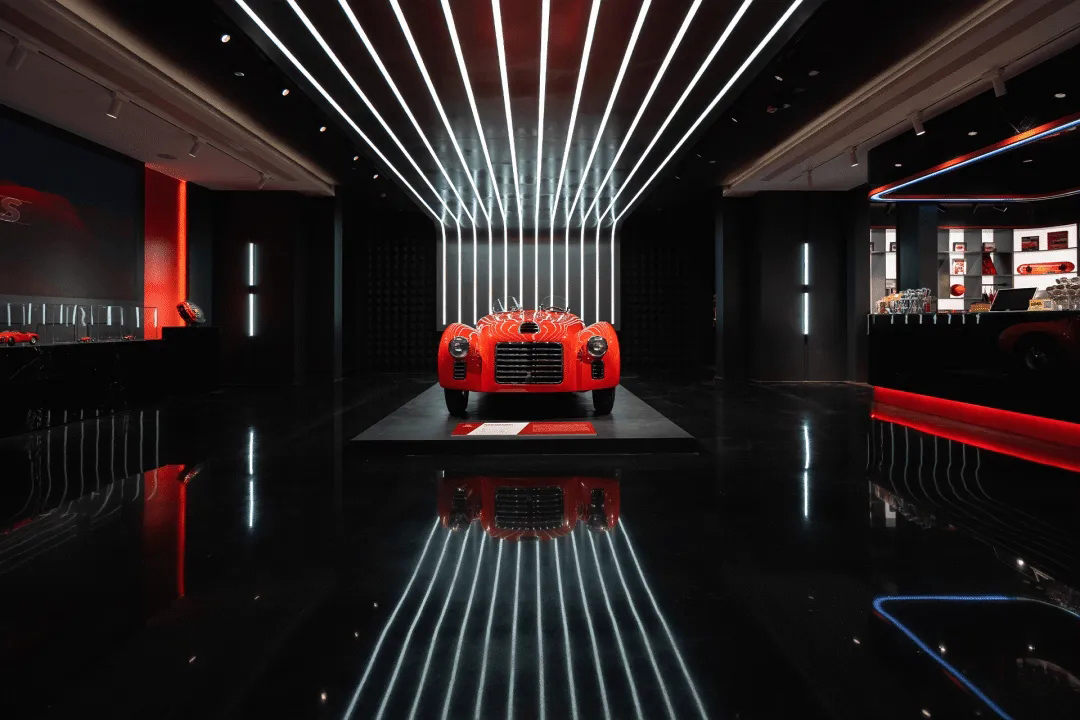 展厅设计,展馆设计,汽车展厅,汽车博物馆,汽车主题馆,博物馆设计,法拉利展馆,成都三和老爷车博物馆「跃马传奇」主题馆,成都,UDS有洋建筑/尤洋