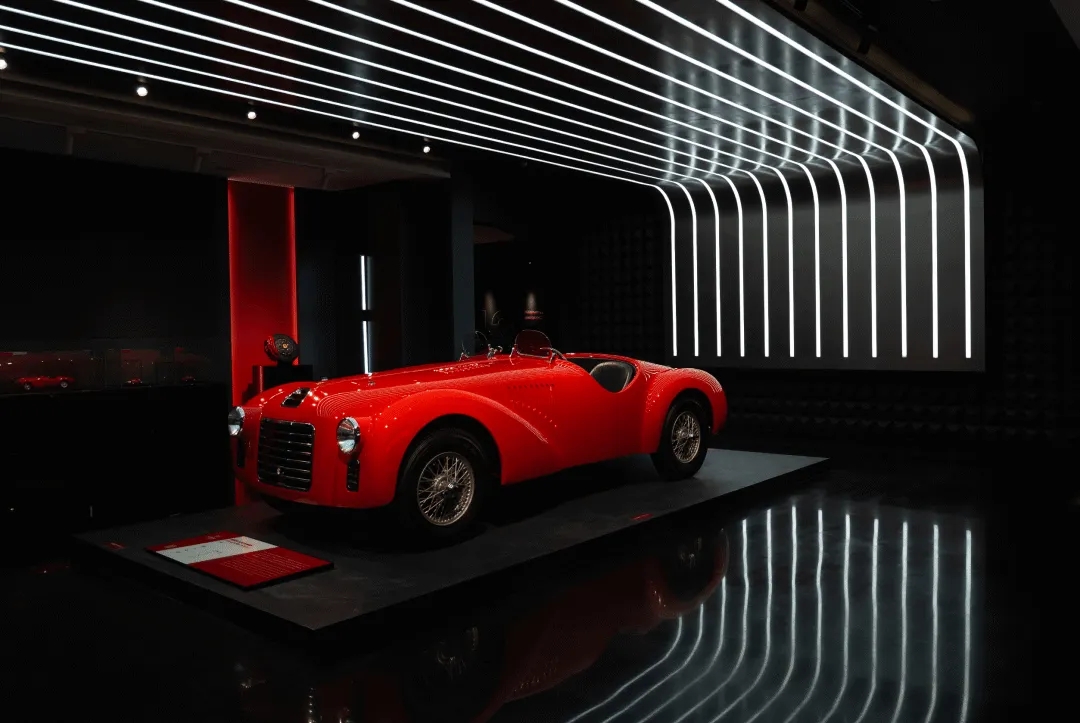 展厅设计,展馆设计,汽车展厅,汽车博物馆,汽车主题馆,博物馆设计,法拉利展馆,成都三和老爷车博物馆「跃马传奇」主题馆,成都,UDS有洋建筑/尤洋