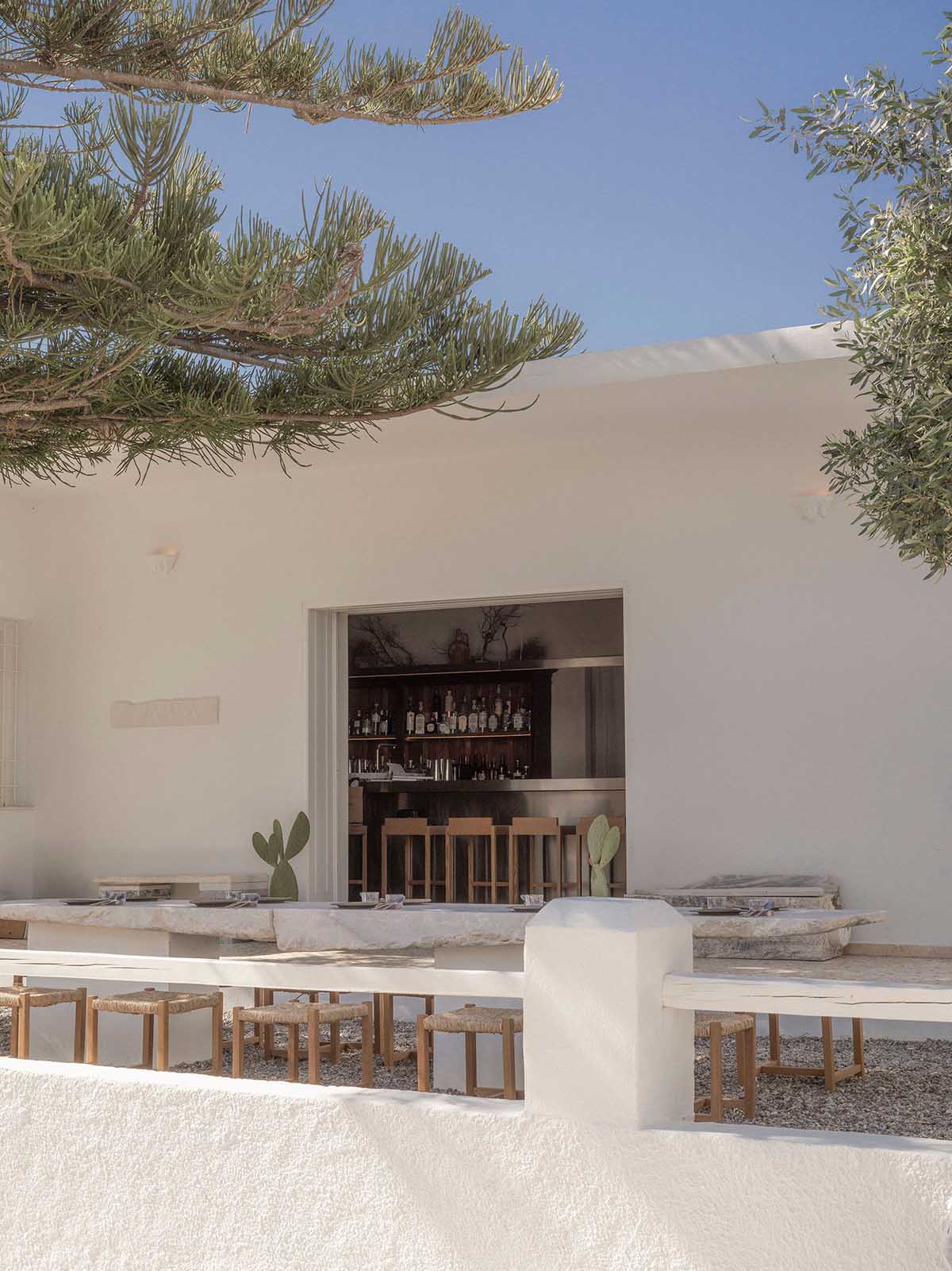 YAPA Antiparos,餐厅设计,休闲餐厅设计,YAPA Antiparos,希腊,极简风格餐厅