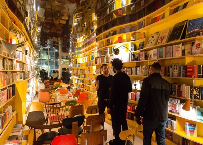 工业风格书店设计，LOFT风格书店设计