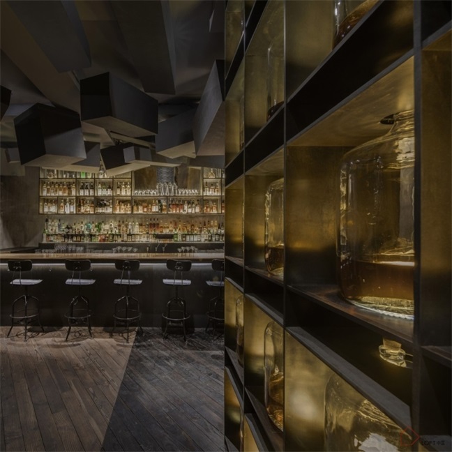 LOFT风格酒吧设计