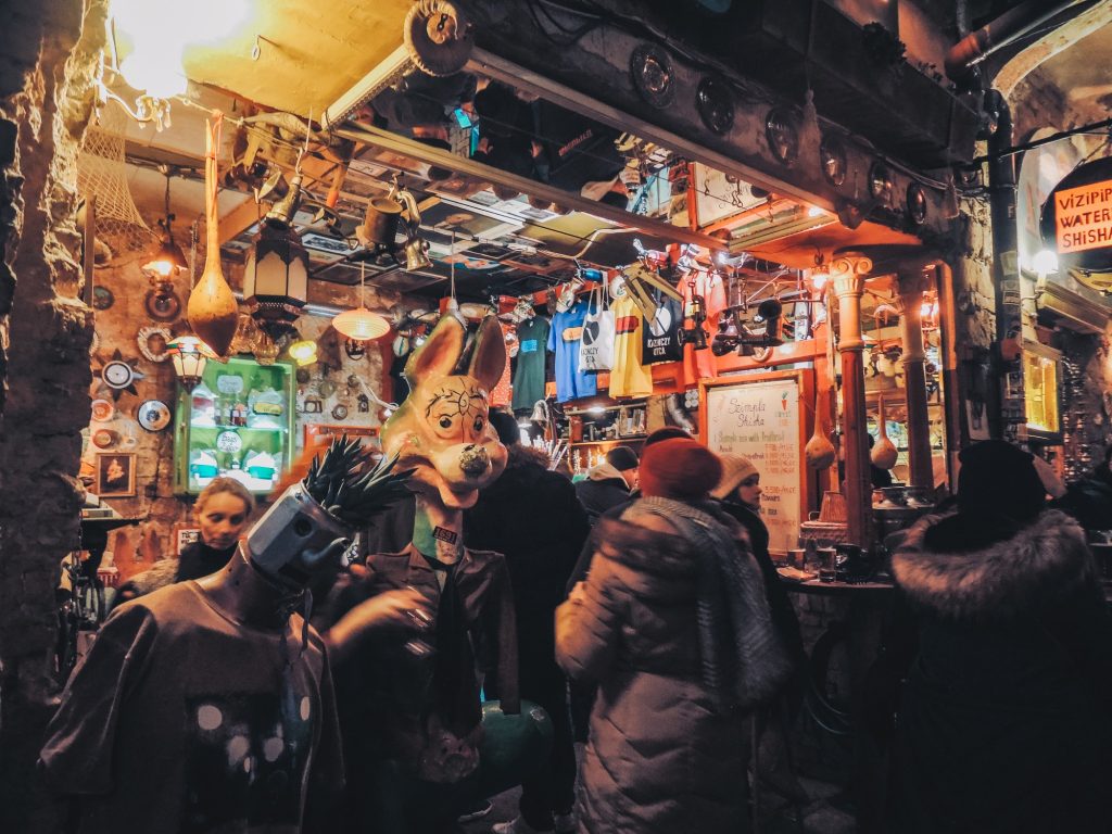 探店