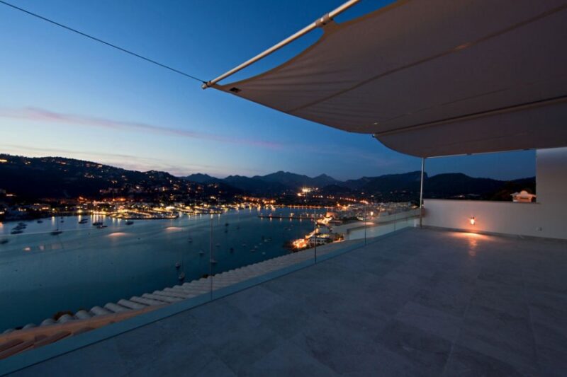 西班牙900平方米豪华别墅