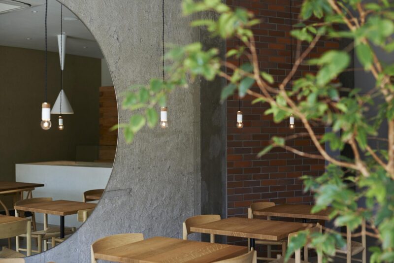 大阪极简风格咖啡屋