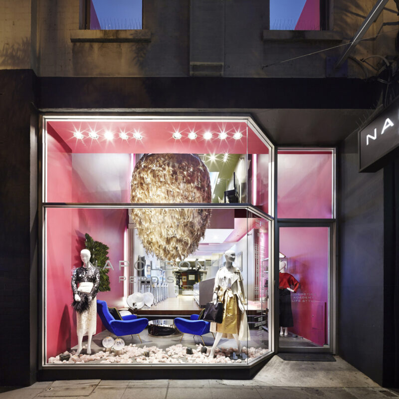 Napoleon Perdis Chapel美容店