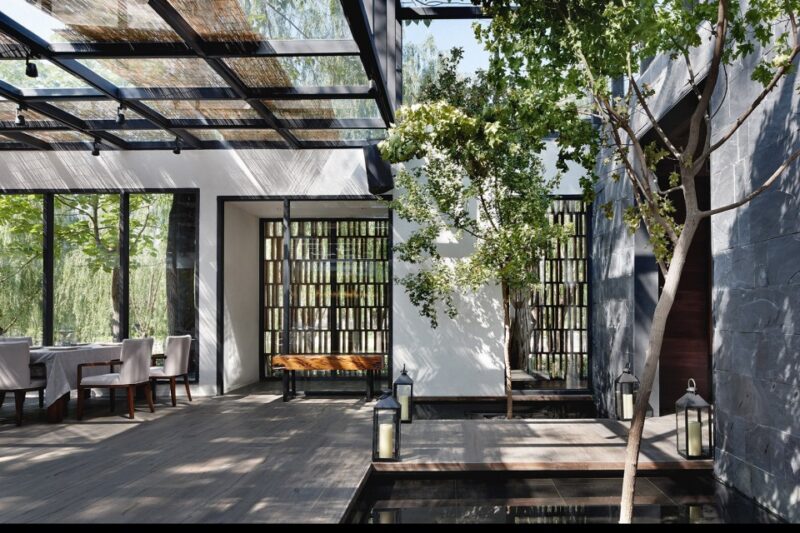 北京丽都花园罗兰湖餐厅设计