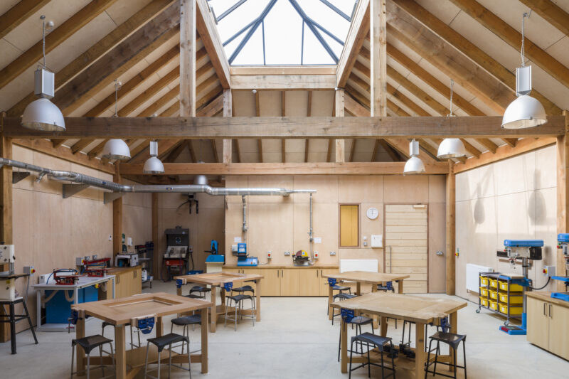 英国学校设计及工艺作坊