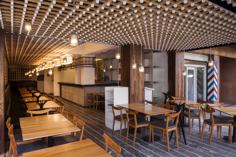 居民楼改造的小型餐饮空间