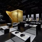 日本现代风精品服装店