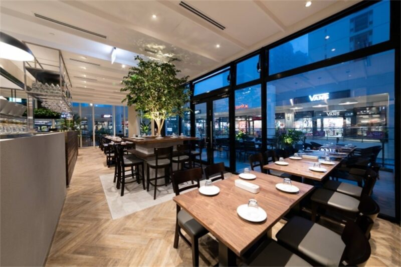 台北花园概念的意大利餐厅